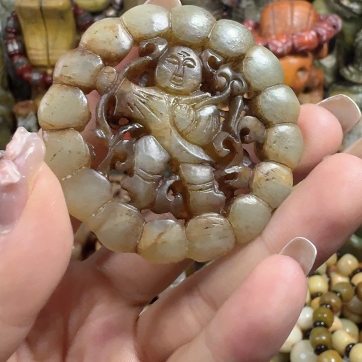 和田玉未镶嵌珠宝半成品