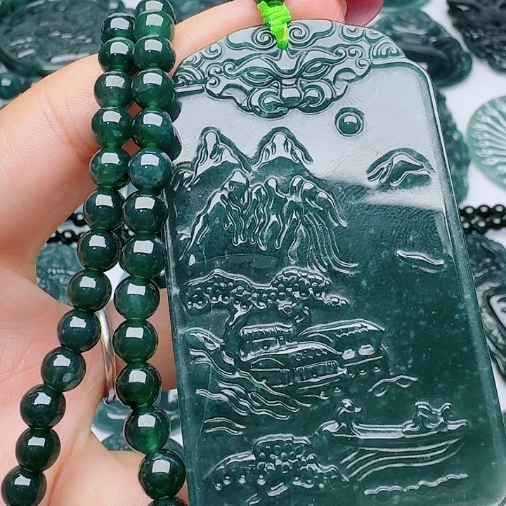 颈饰未镶嵌翡翠多样性发其一