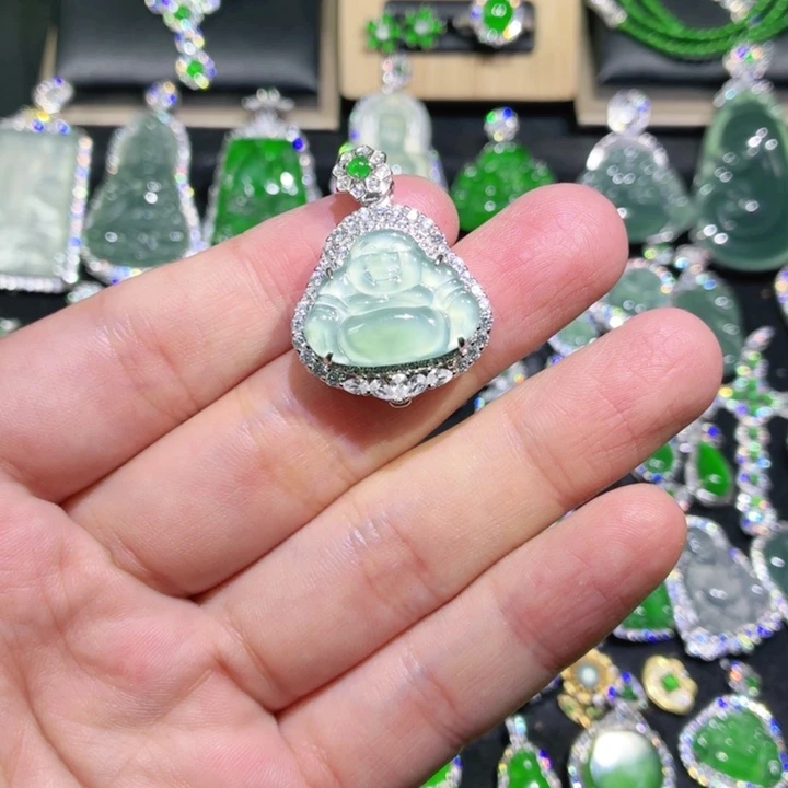 翡翠银S925镶嵌吊坠(赠链)