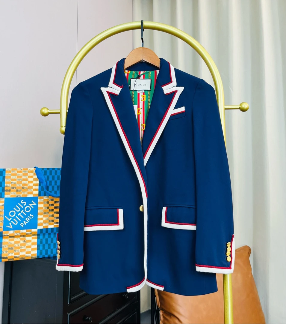 99新 GUCCI/古驰 蓝色金扣西装 38码