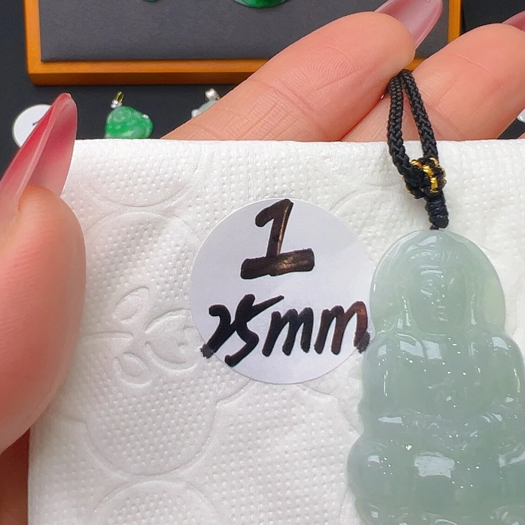 翡翠未镶嵌颈饰福利