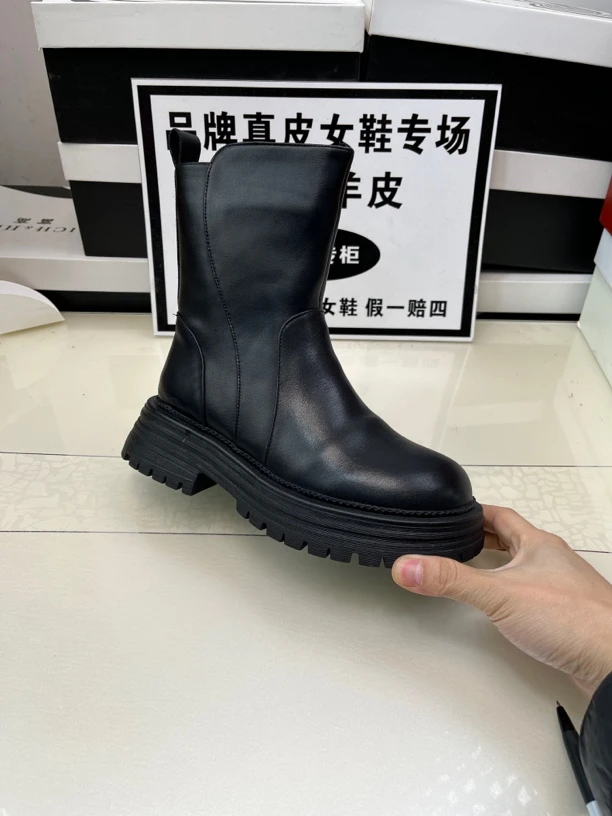 718 货1黑色 牛皮 羊毛中筒靴