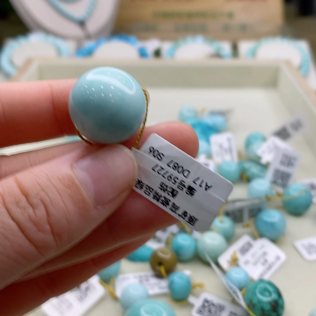 绿松石珠宝奇石未镶嵌