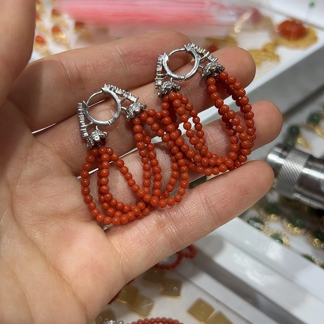 银S925镶嵌南红玛瑙耳饰会****君