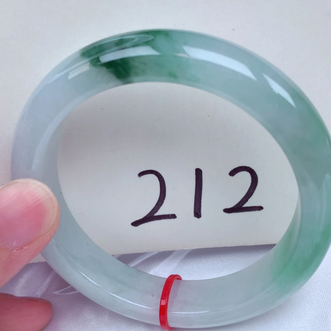 翡翠未镶嵌手镯翡翠