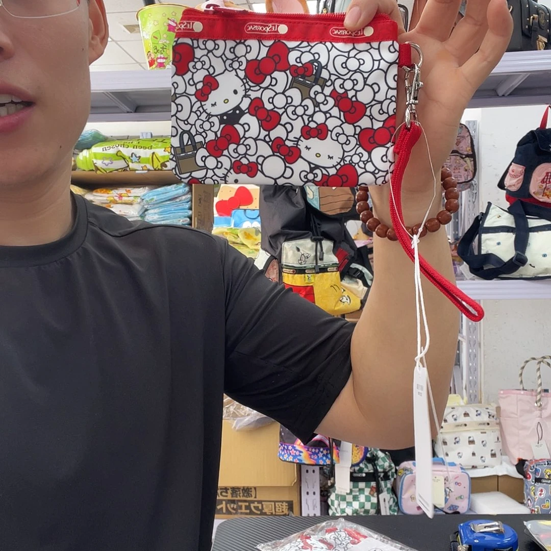 PU化妆包等产品和产品为