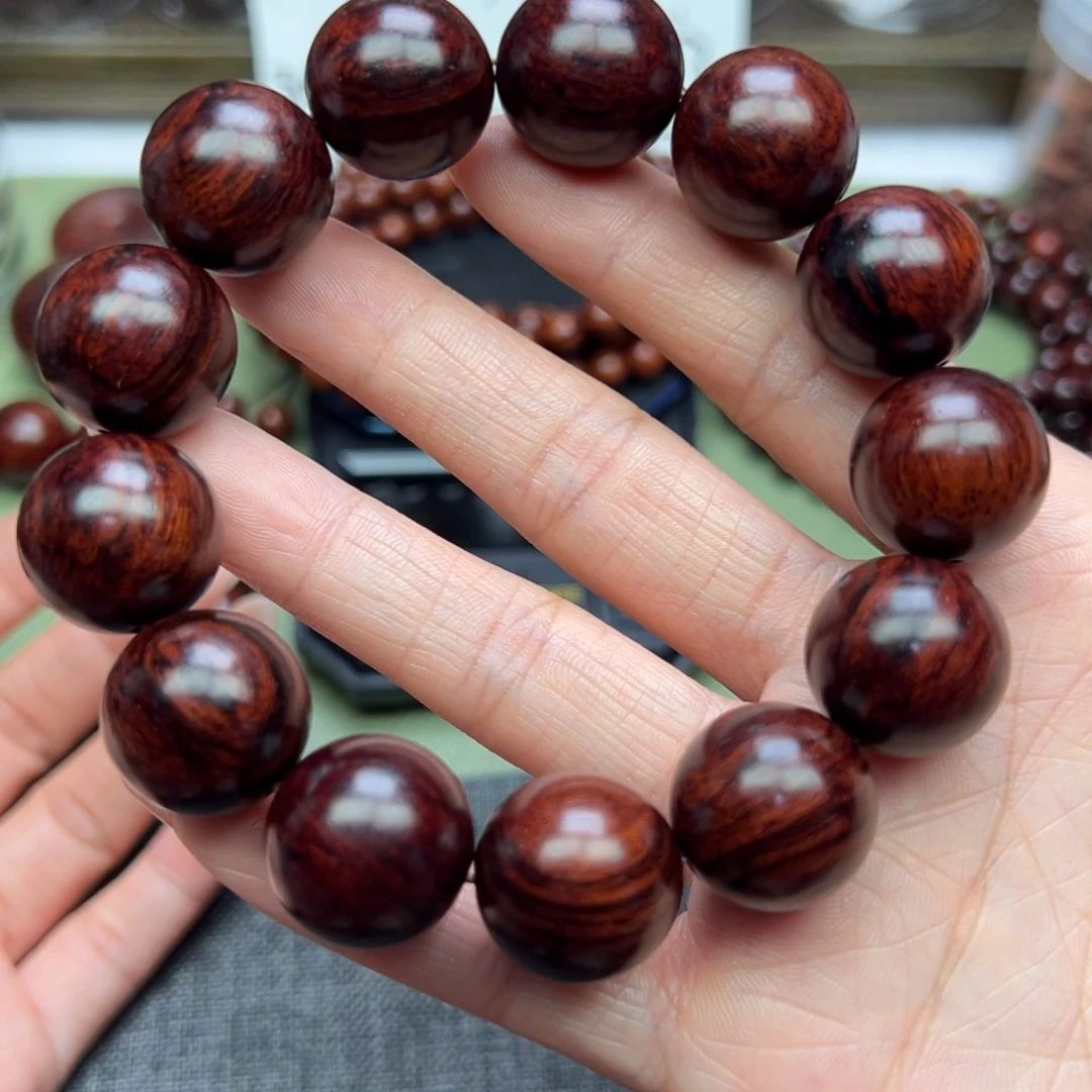 降真香其他海南红降1.8红油底芝麻点满结油瑕疵