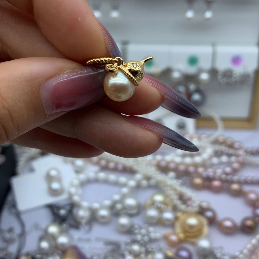 颈饰银S925镶嵌淡水珍珠