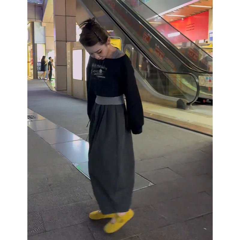 2025早秋新款女韩系穿搭短款印花长袖上衣内搭背心高腰开叉半身裙