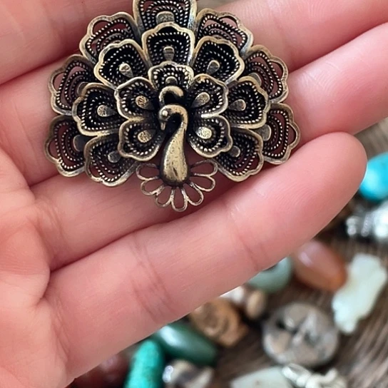 飘***8三醋酯纤维我也很喜欢这个造型