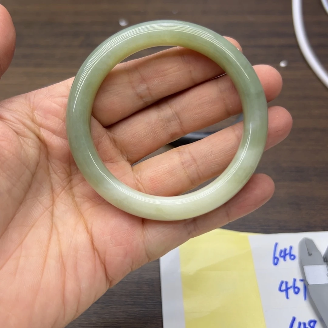 和田玉未镶嵌手镯56.5圈围640