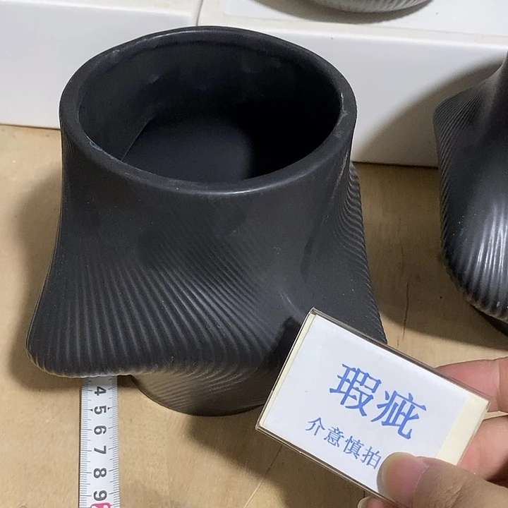 紫砂花盆多肉植物盆瑕疵有孔