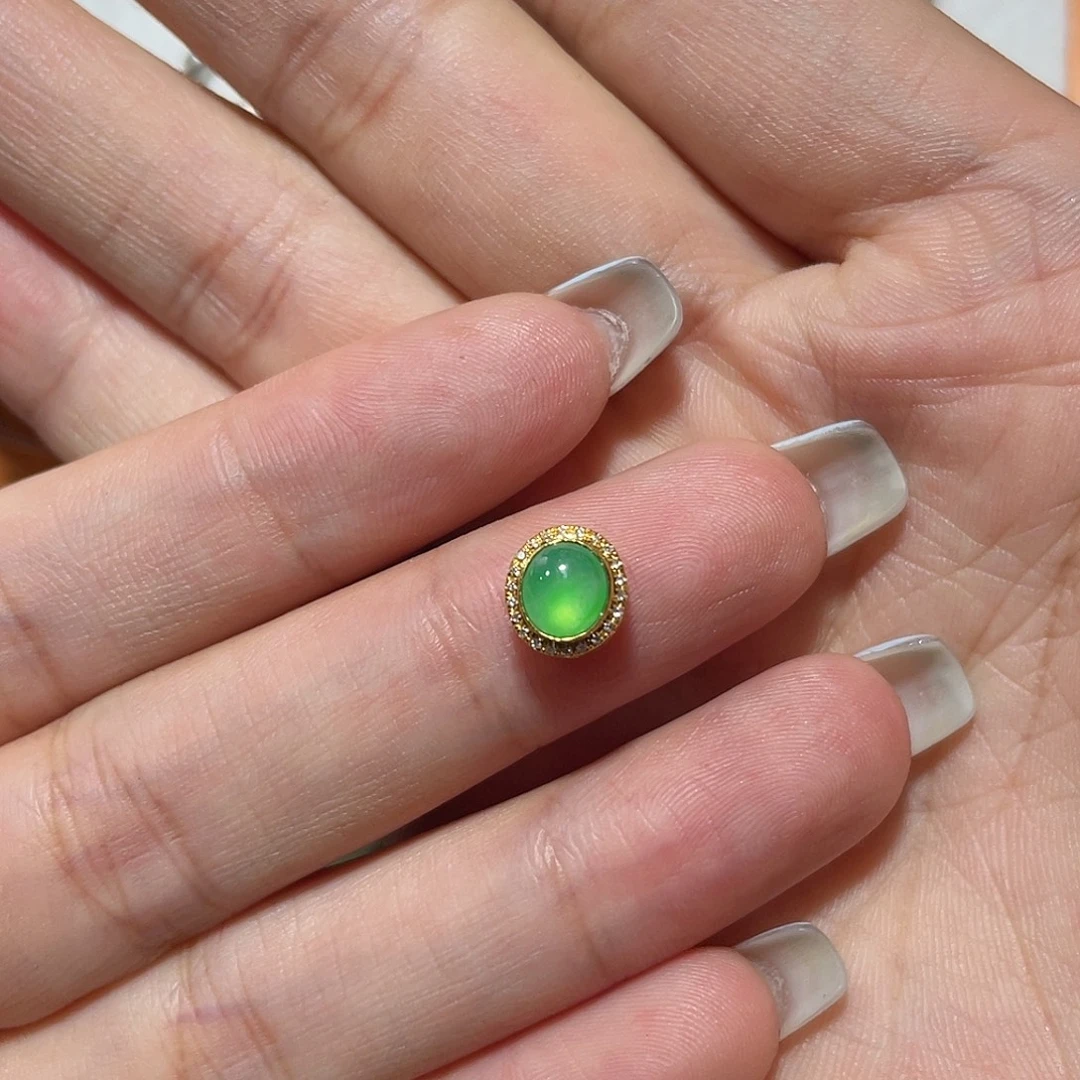 吊坠(不含链)18K金镶嵌翡翠