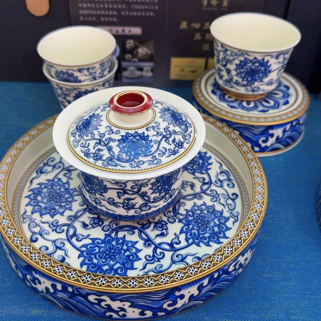 这些盖碗真好看！！！