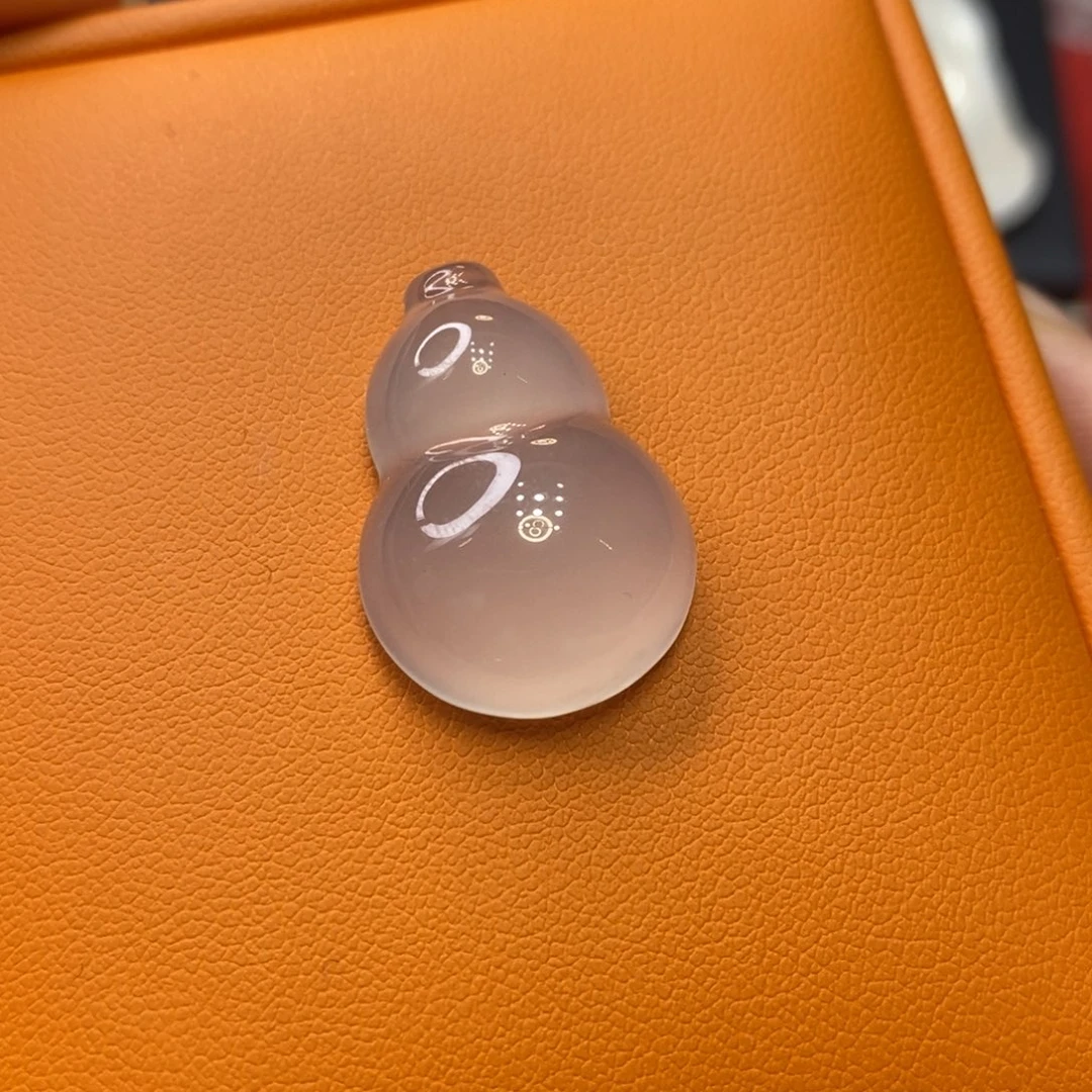 石英质玉未镶嵌吊坠