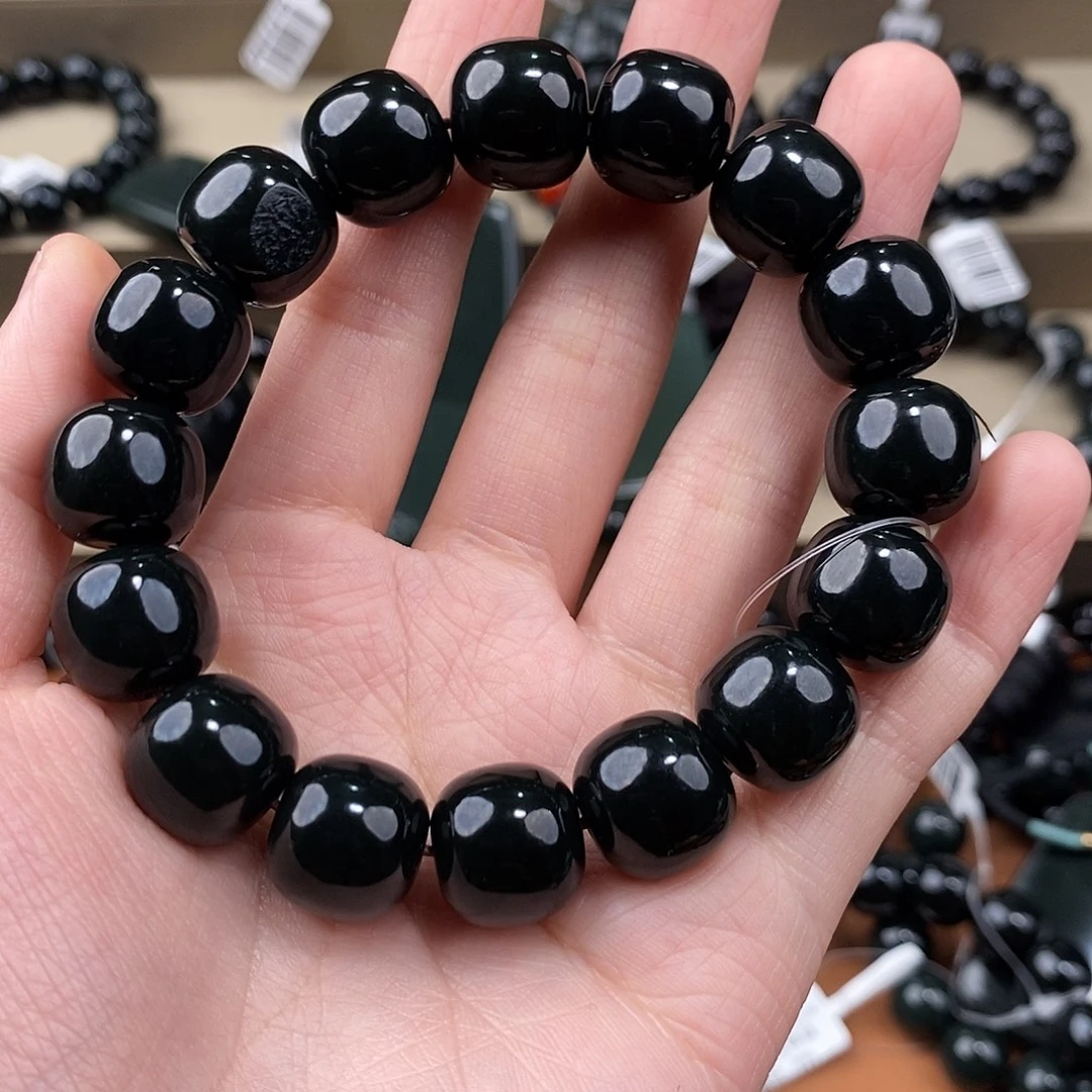 炎***9和田玉未镶嵌手串