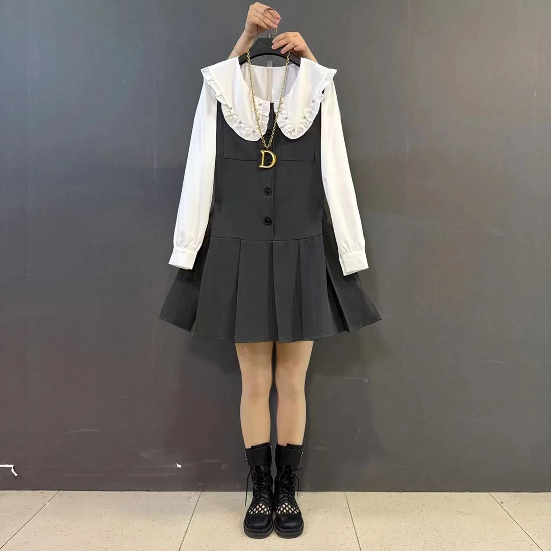 胖MM新款娃娃领衬衫百褶下摆无袖连衣裙减龄两件套