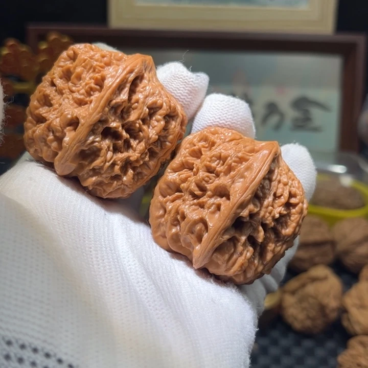 文玩核桃吊坠西北