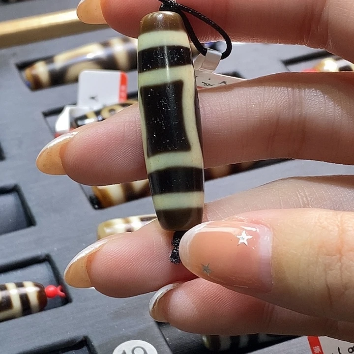 快***牧玛瑙/玉髓（覆膜）未镶嵌颈饰