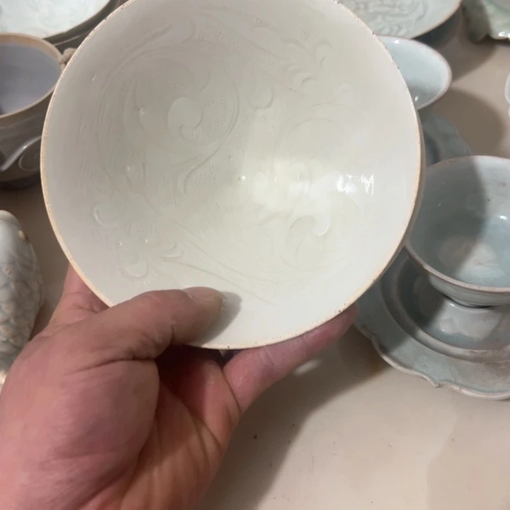罐夏*影青釉花卉纹饰斗笠盏