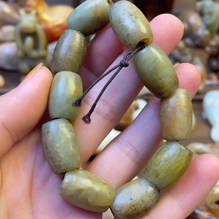 未镶嵌和田玉（糖玉）挂件