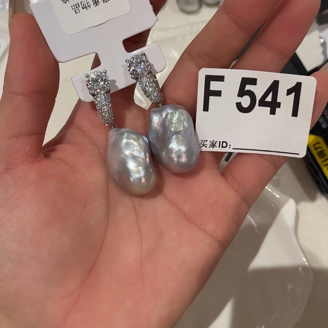 合金淡水珍珠耳饰