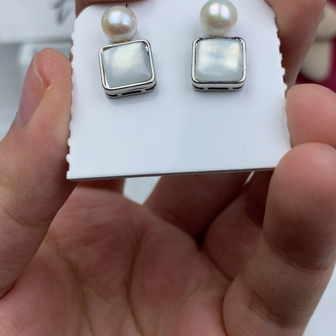 淡水珍珠未镶嵌耳饰