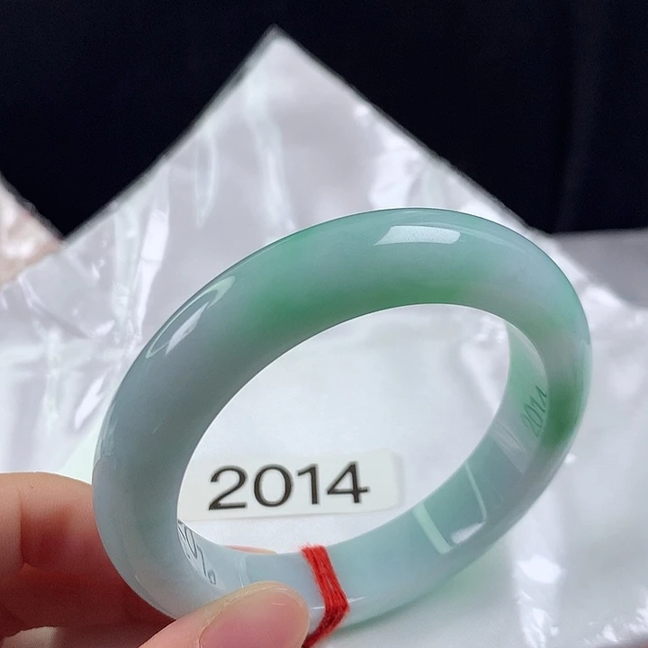 翡翠未镶嵌手镯54小细纹