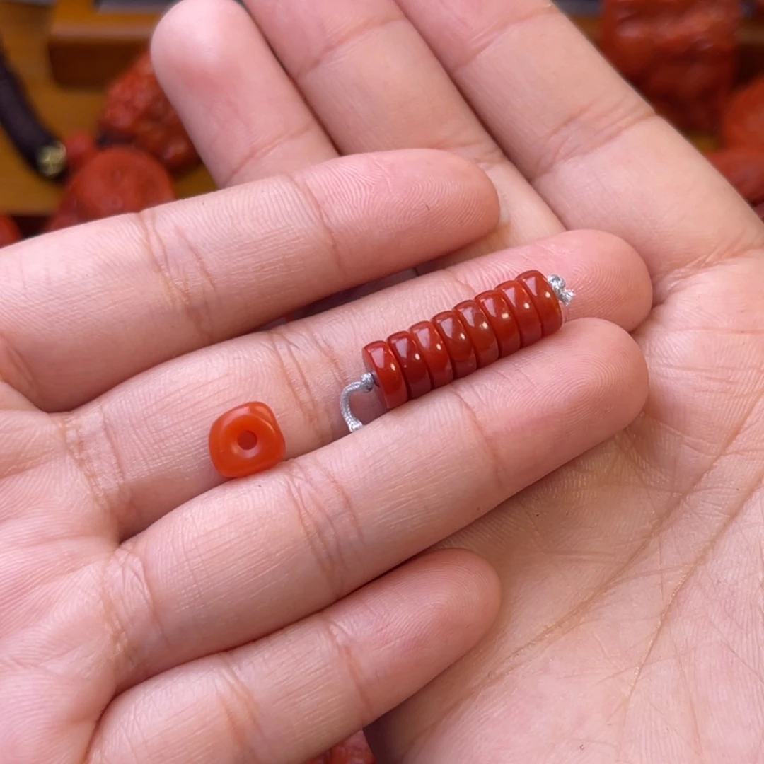 双***叔南红玛瑙未镶嵌川料瓦西精品隔片