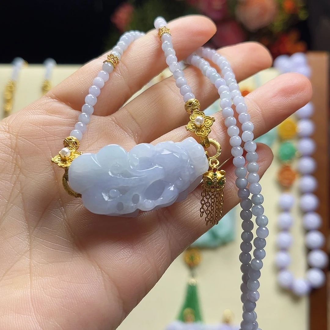 翡翠颈饰未镶嵌天然翡翠