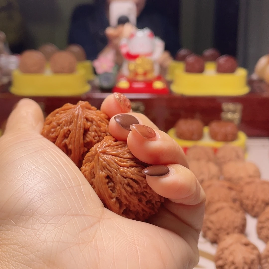 用***1文玩核桃吊坠南疆石