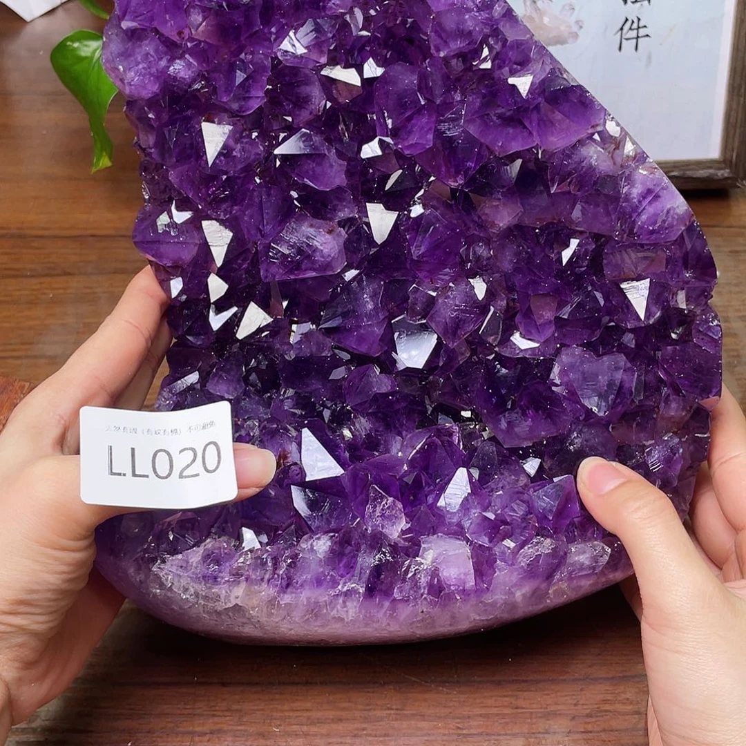 未镶嵌大型摆件（非配饰）水晶