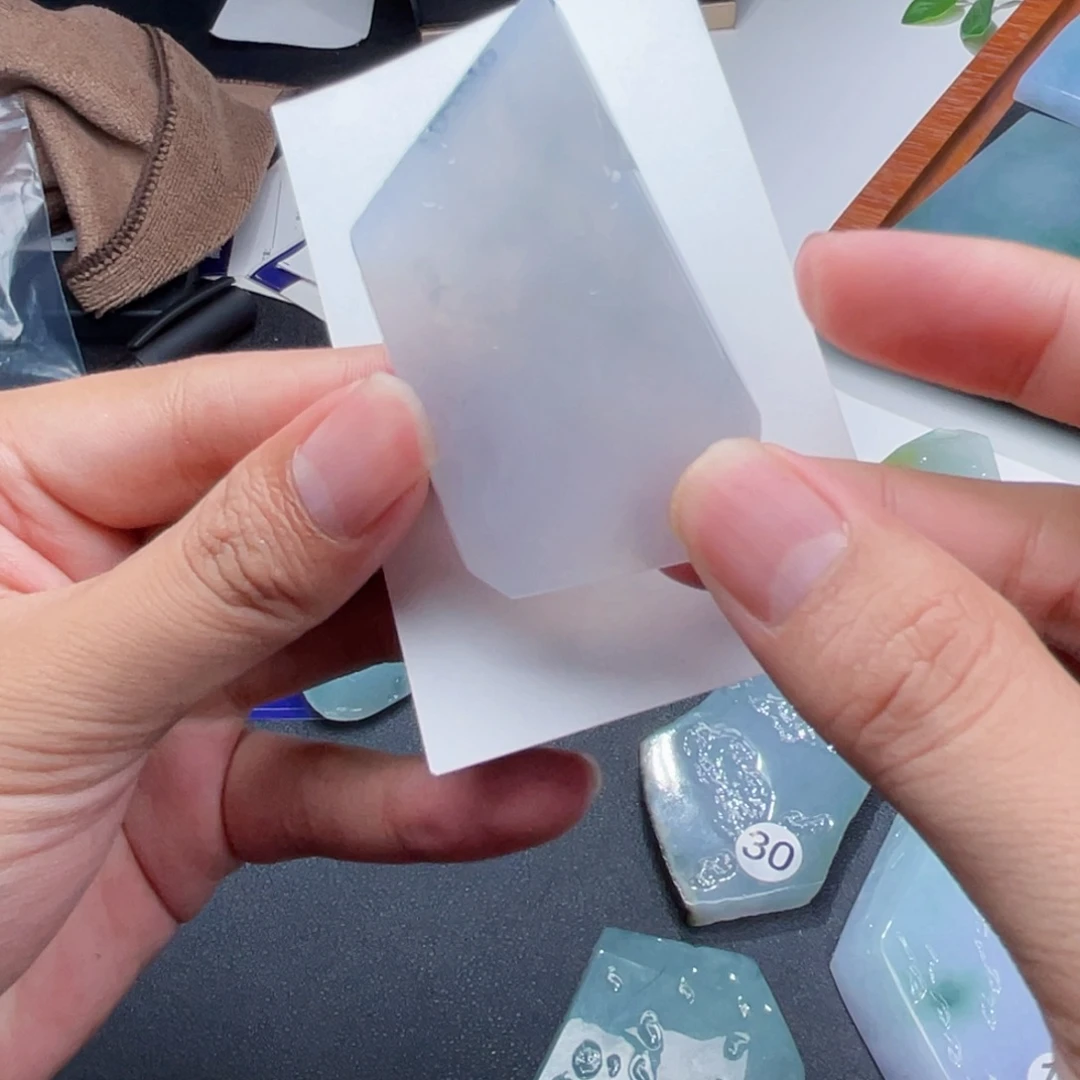定制翡翠未镶嵌小牌子料