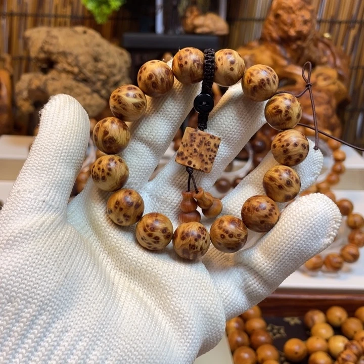 柏木都**潮太行崖柏1.5陈化金底火焰纹爆满留疤