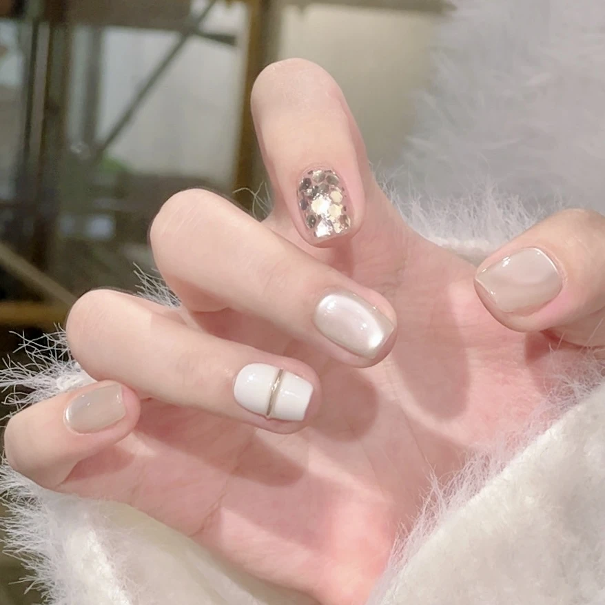 【月光如沙】野世穿戴甲 夏日亮片冰透奶白气质猫眼美甲