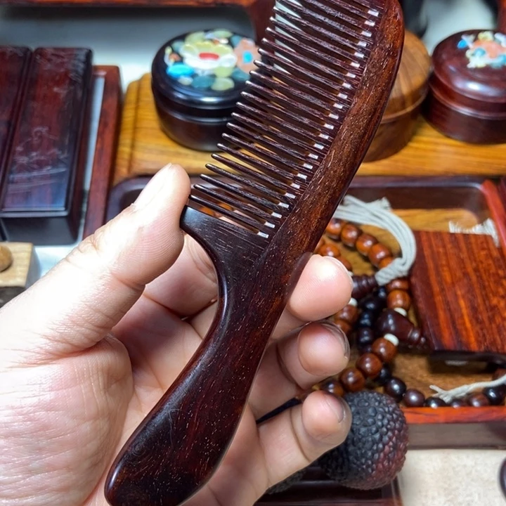 檀香紫檀（小叶紫檀）梳子