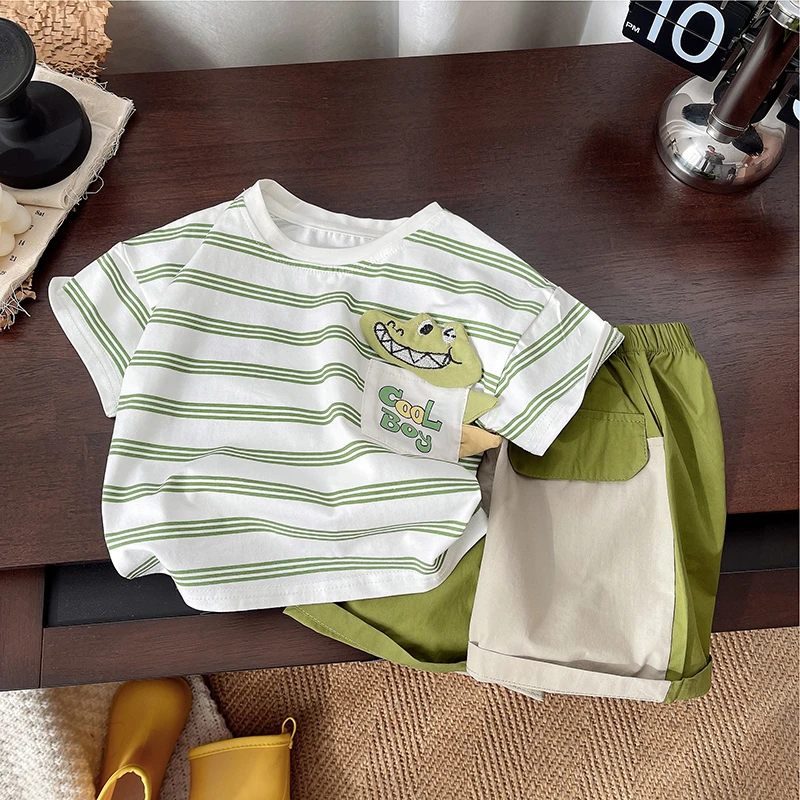 夏季男童2025新款条纹套装宝宝鳄鱼短袖圆领T血时尚拼接5短裤纯棉