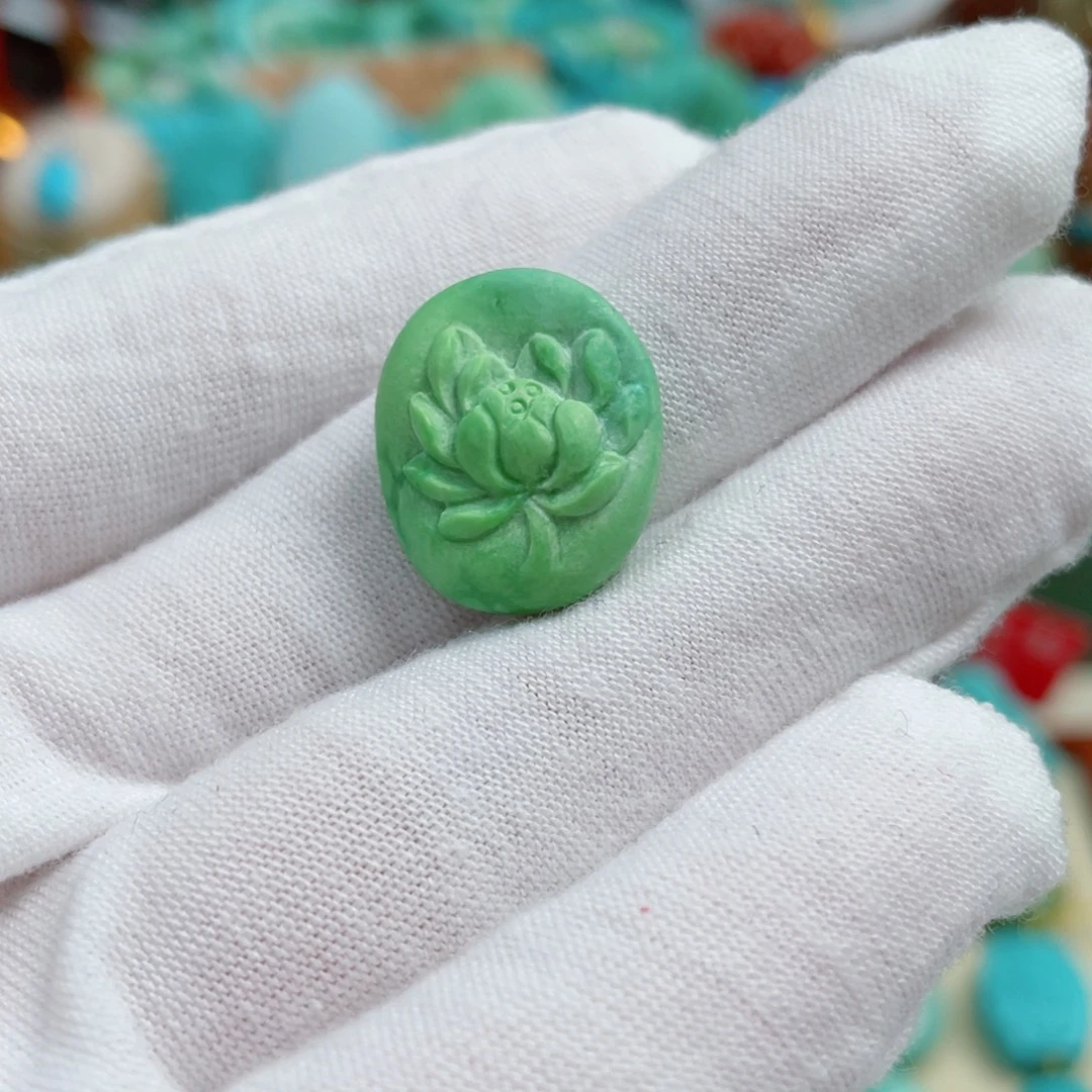 绿松石未镶嵌珠宝奇石