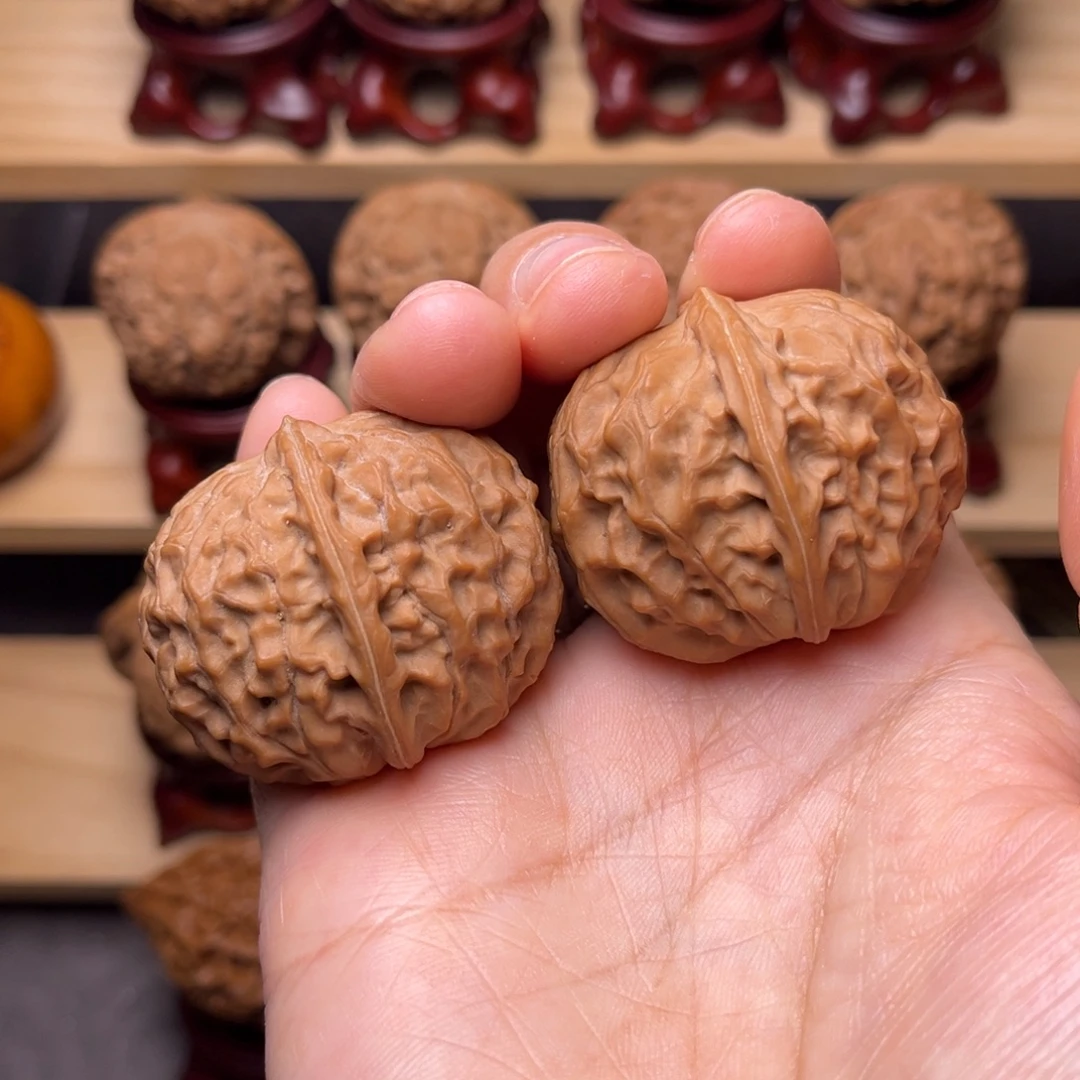 文玩核桃吊坠黄松峪