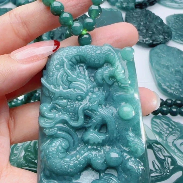 翡翠未镶嵌颈饰多样性发货天然A货翡翠