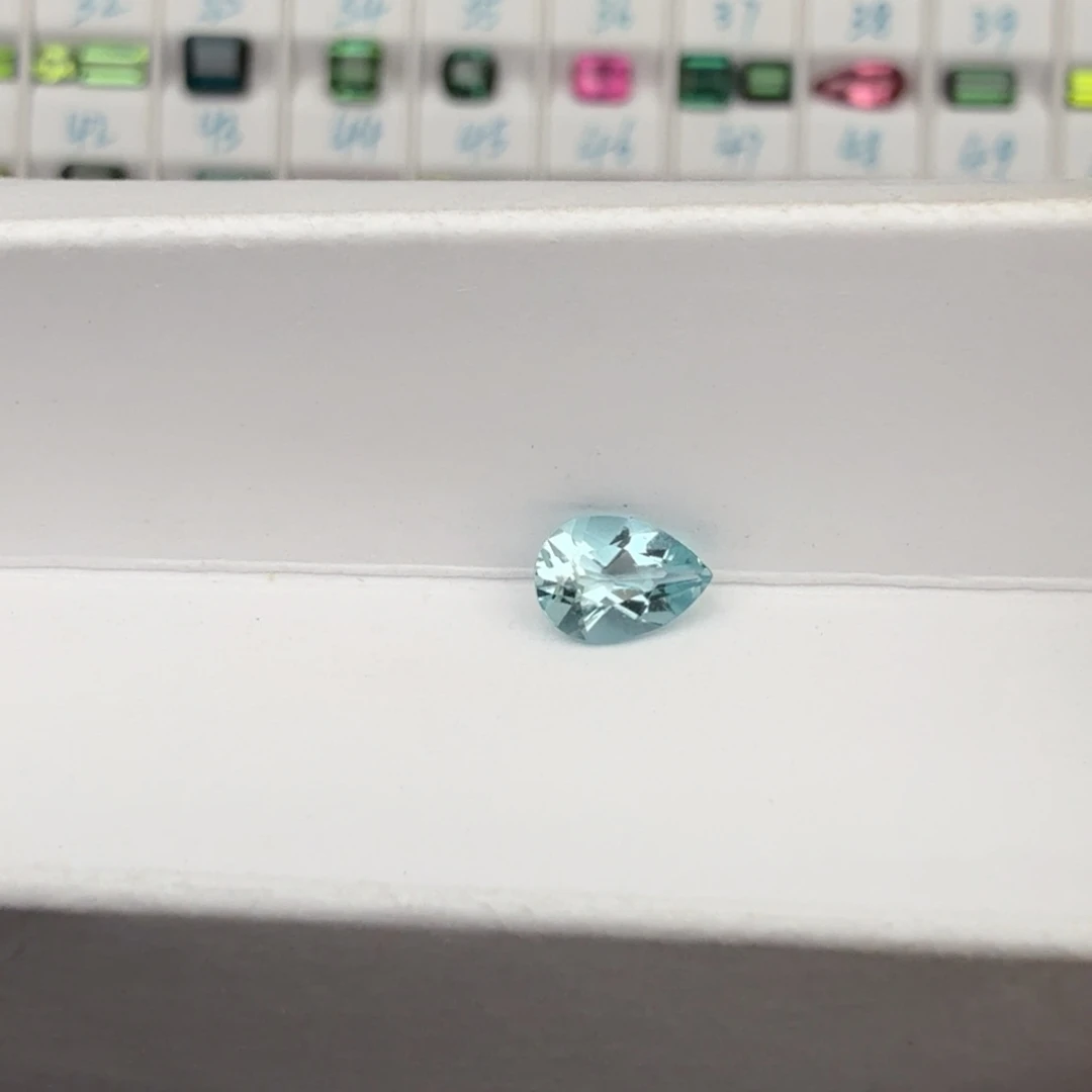 海蓝宝石裸石天然圣玛色0.62克拉