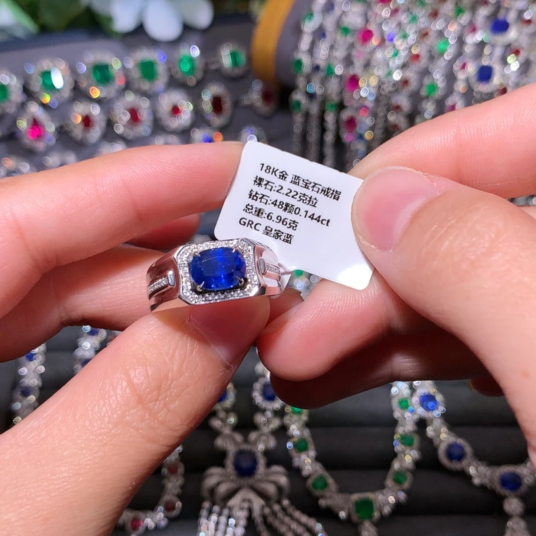 【闪购商品】蓝宝石戒指18K金镶嵌蓝**心
