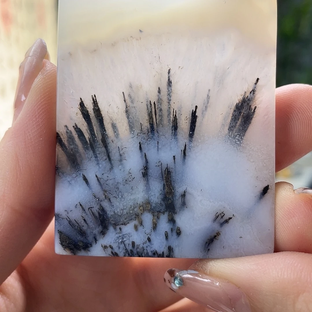 玛瑙/玉髓未镶嵌珠宝奇石