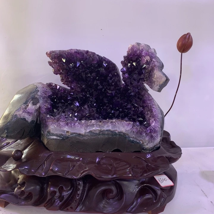 未镶嵌水晶大型摆件（非配饰）