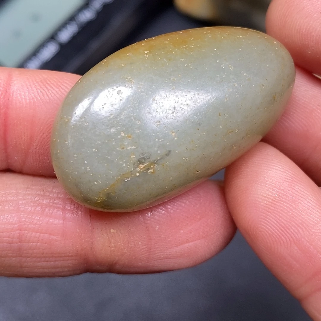 和田玉未镶嵌珠宝奇石