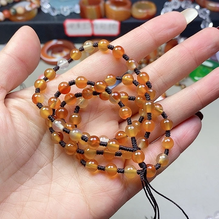 玛瑙/玉髓吊坠未镶嵌小*哥