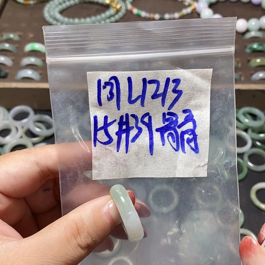 未镶嵌定制翡翠骨*