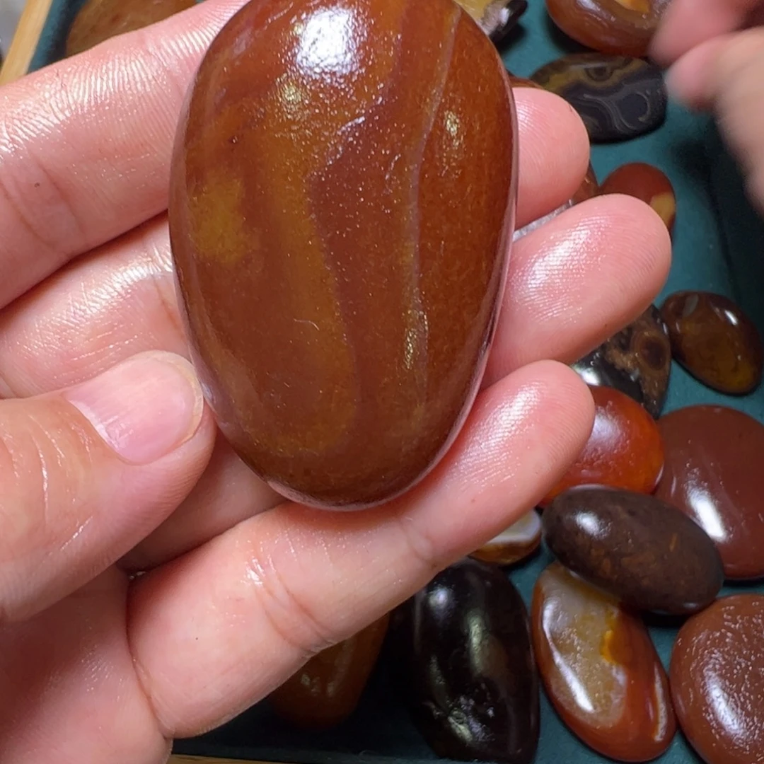 赏***戒瓷片马达加斯加奇石