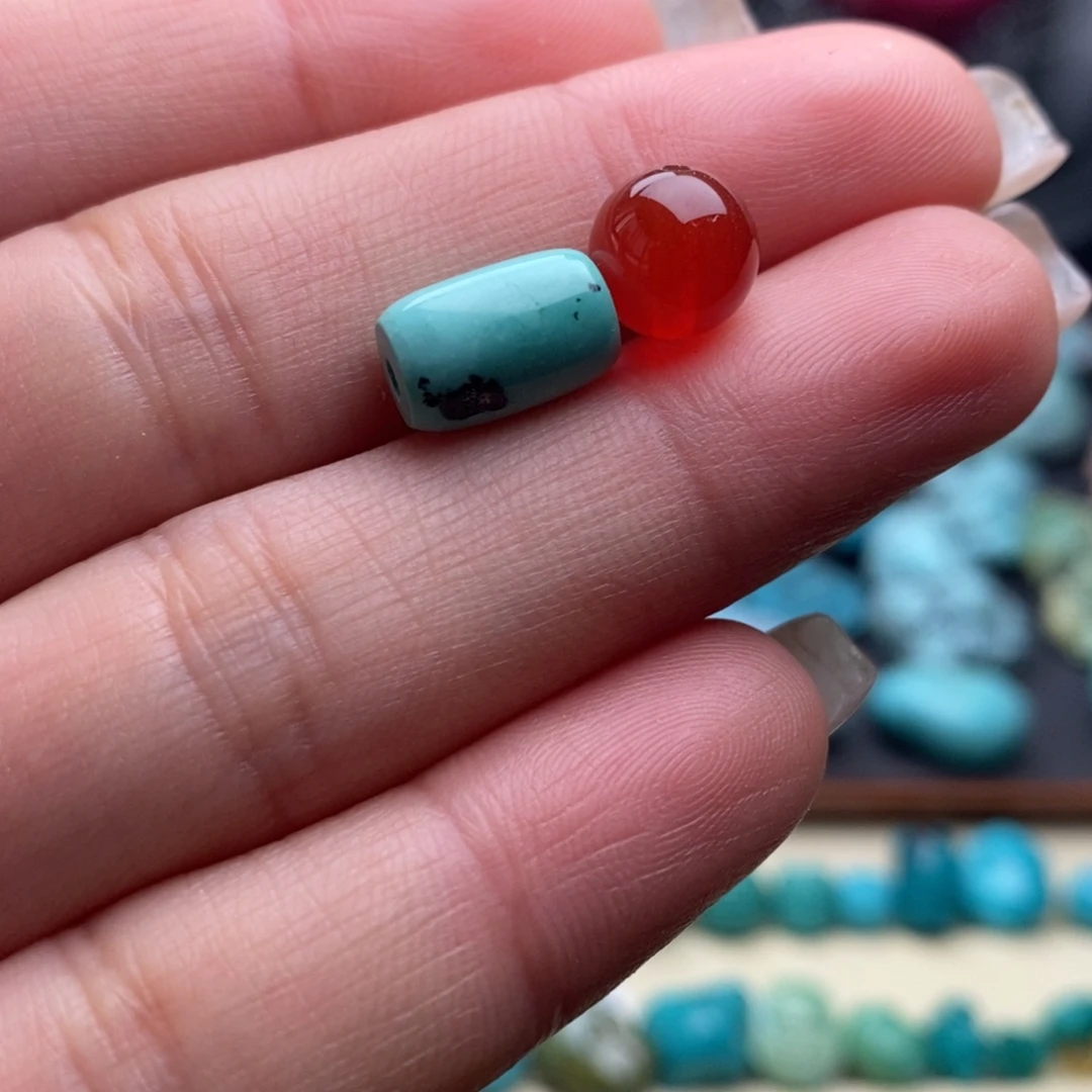 南红玛瑙未镶嵌珠宝奇石