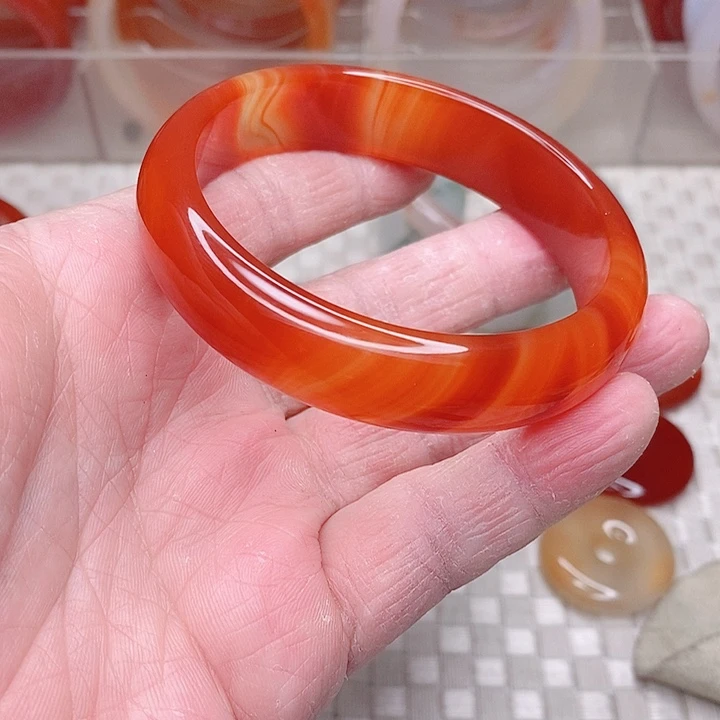 玛瑙/玉髓手镯未镶嵌